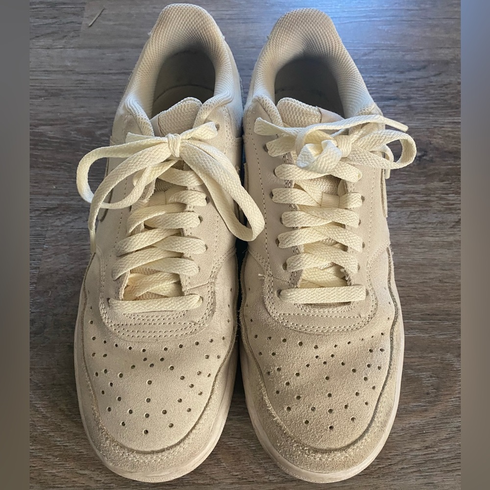 NIKE Suede style beige sneakers